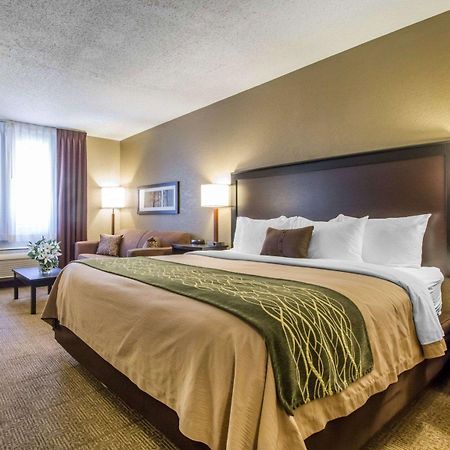 Quality Inn Harlan Bagian luar foto