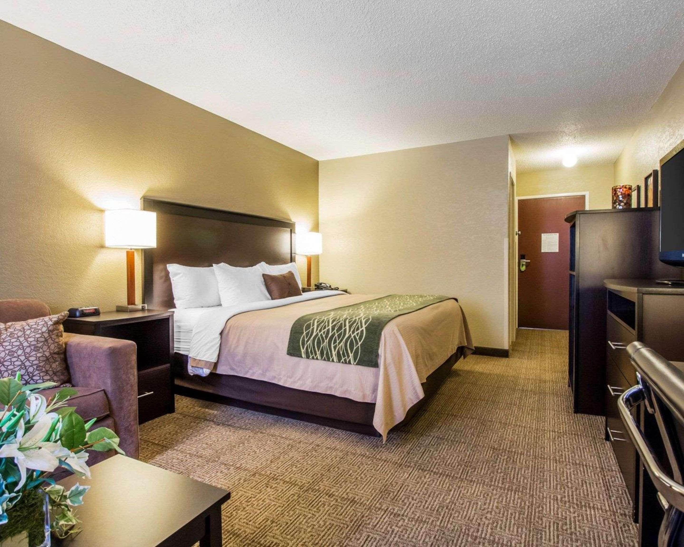 Quality Inn Harlan Bagian luar foto