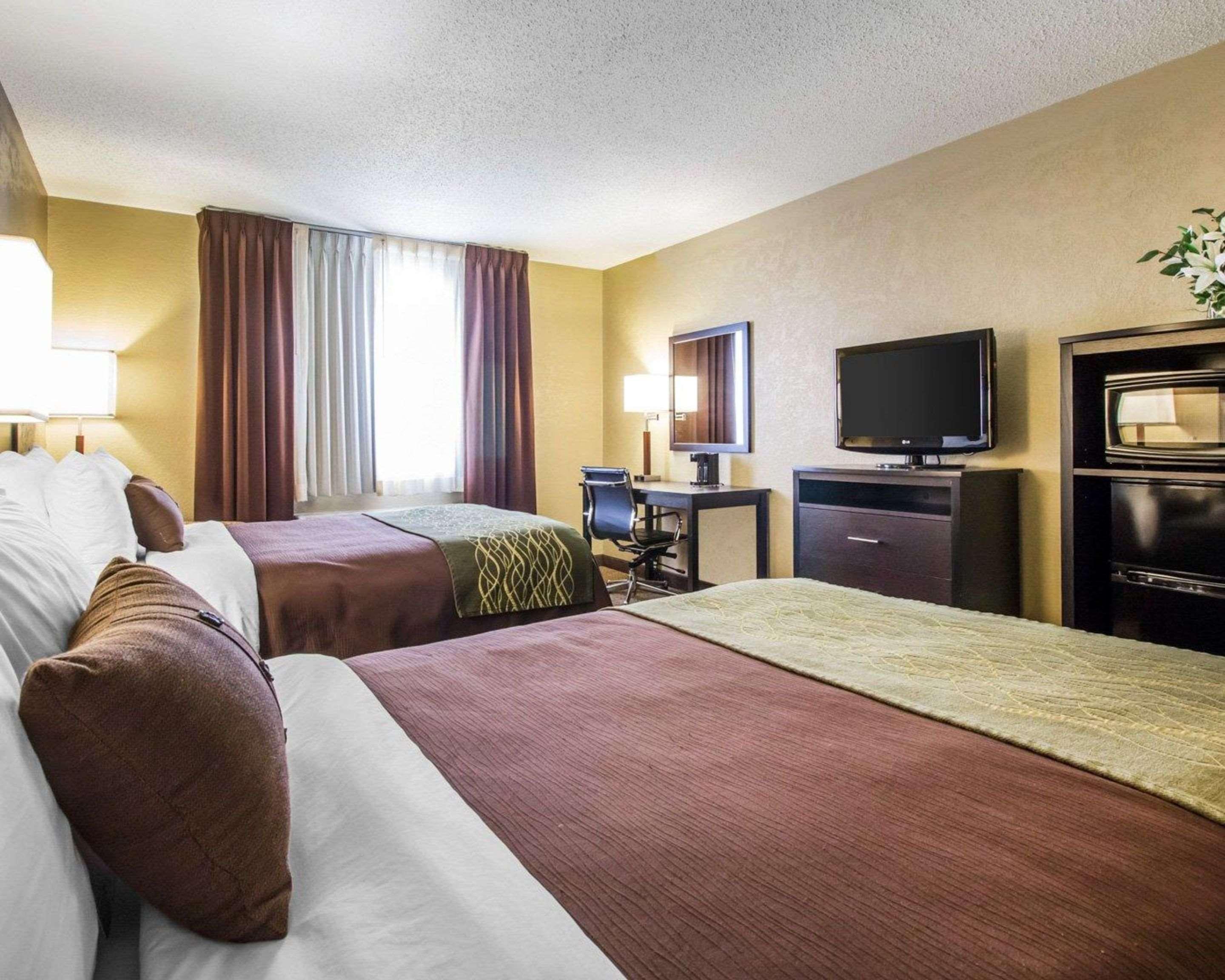 Quality Inn Harlan Bagian luar foto