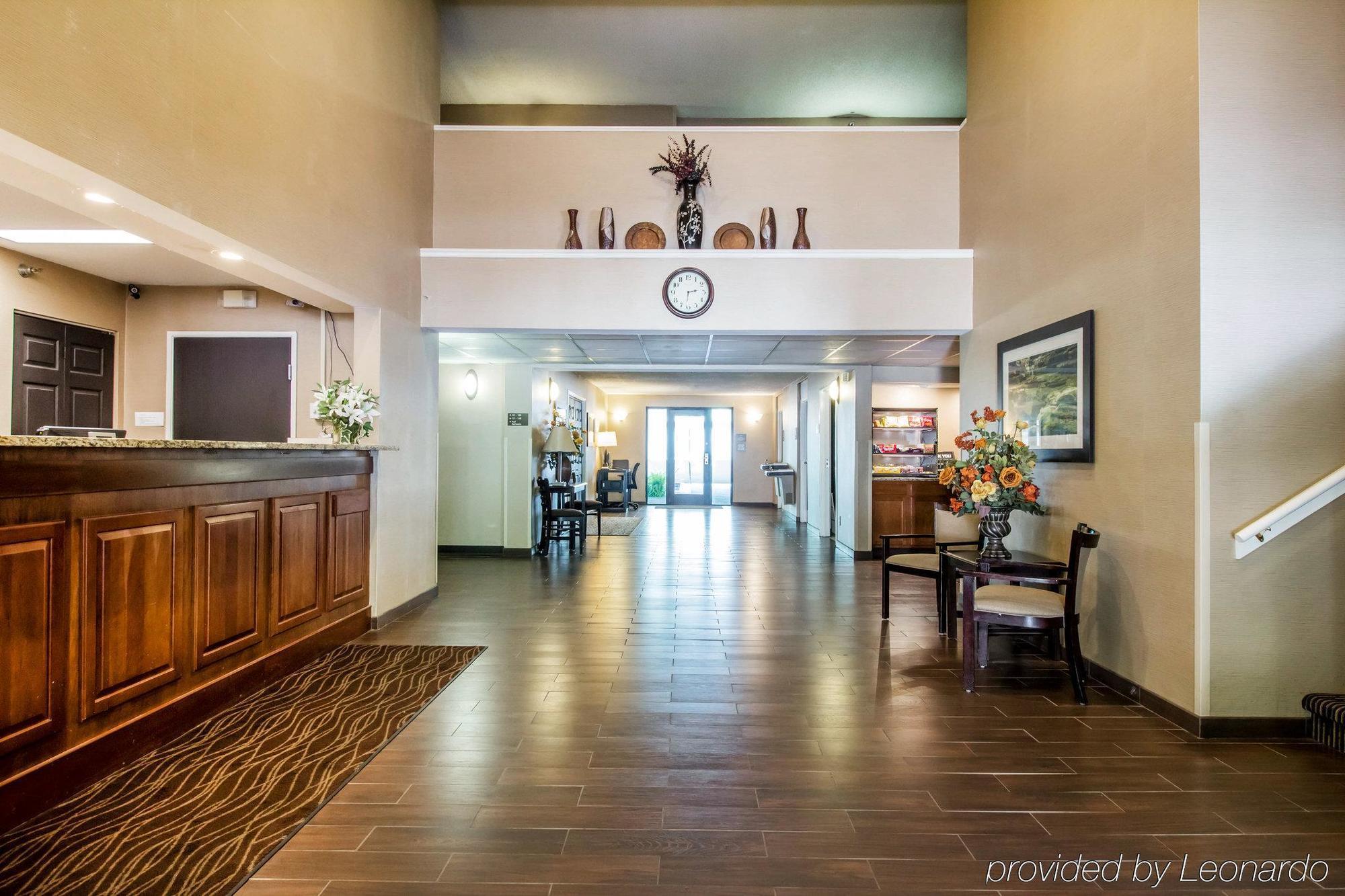 Quality Inn Harlan Bagian luar foto