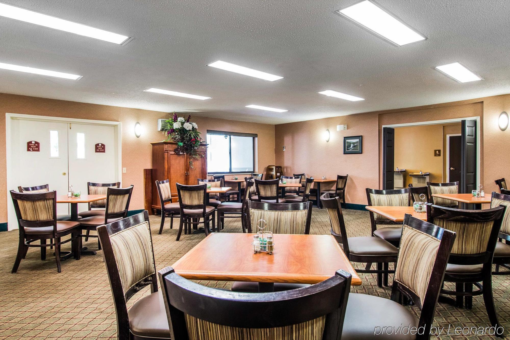 Quality Inn Harlan Bagian luar foto