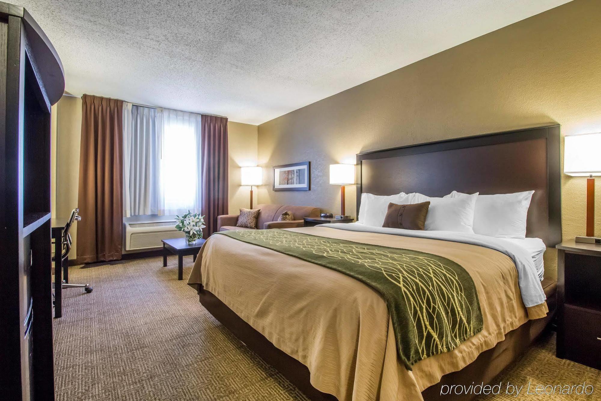 Quality Inn Harlan Bagian luar foto