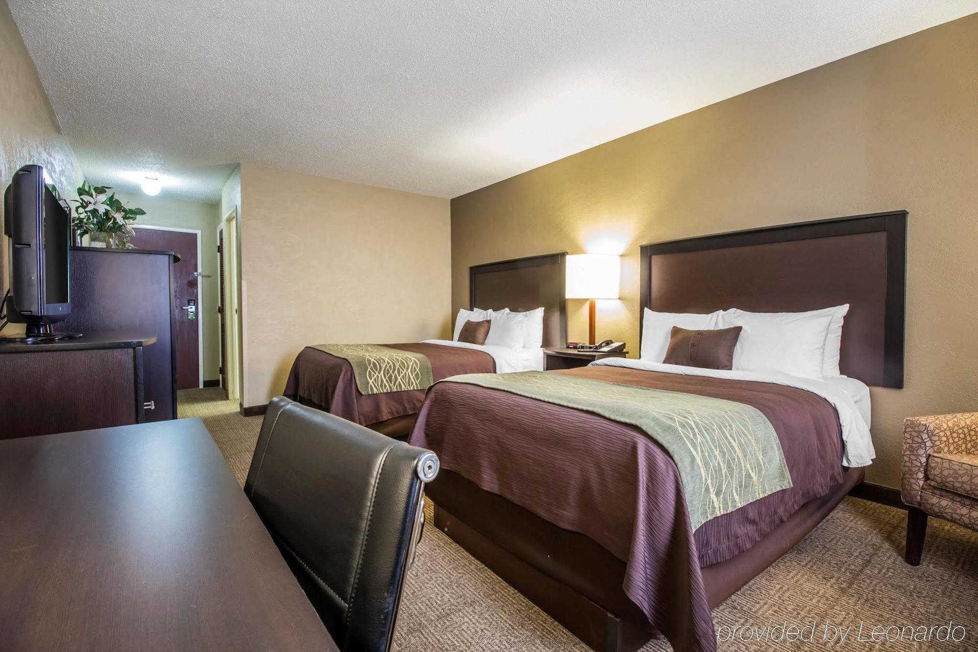 Quality Inn Harlan Bagian luar foto